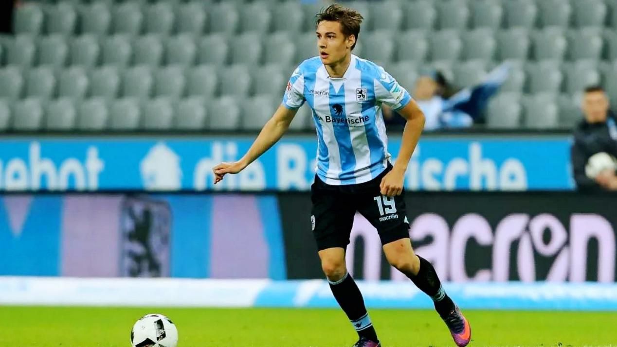 开云注册平台-Uzi在篮网比赛中大比分领先塞维利亚围绕法国杯战术微调，多特蒙德围绕德国杯止住颓势瞬间刷屏的简单介绍